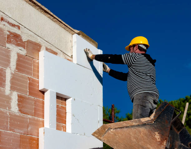 Best Spray Foam Insulation in Lakewood Clu, MI